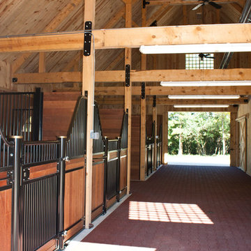 IL Horse Barn