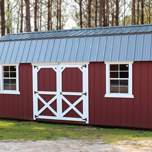 Inspiration for a small country detached barn in Other.