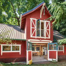 Special Focus: A New Carriage House Built to Look Historic