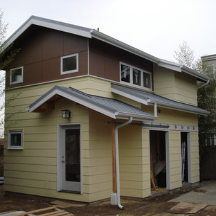 Inspiration for a traditional shed and granny flat in Seattle.