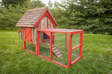 フィラデルフィアにあるおしゃれな物置小屋・庭小屋の写真