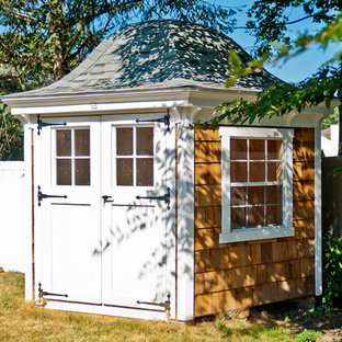 Design ideas for a mid-sized arts and crafts detached shed and granny flat in New York.