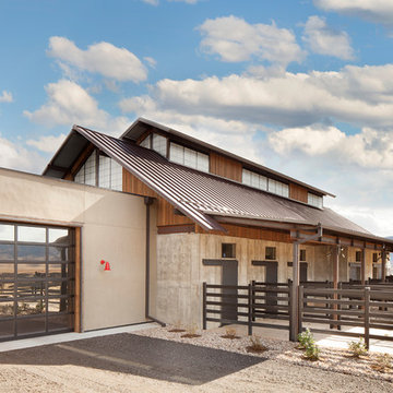 Perry Park Residence and Equestrian Facility - Barn