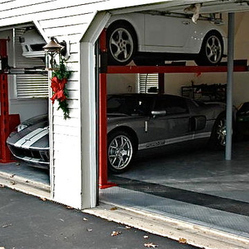 RaceDeck Garage with Ford GT & Porsche Turbo