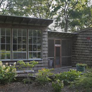 Inspiration for a large contemporary detached studio in Kansas City.