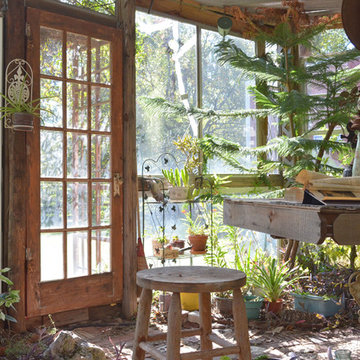 Recycled Greenhouse in Piny Woods of Texas
