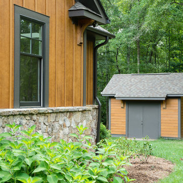 Rustic Residence in the Woods