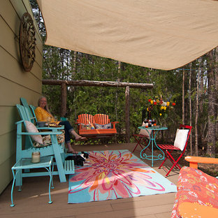 Design ideas for a small eclectic detached granny flat in Charlotte.