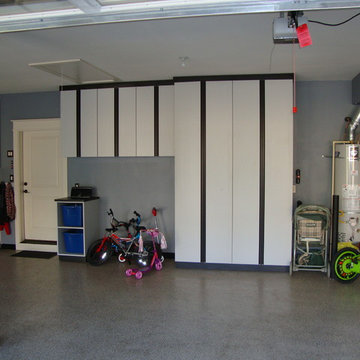 Simple Neat and Cool Black and White Garage
