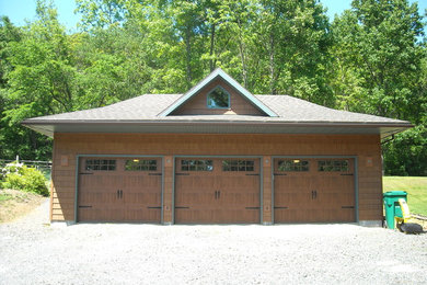 Three-door Garage