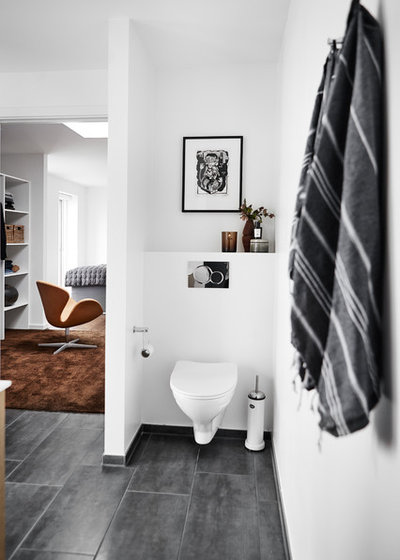 Moderne Lille badeværelse by Mia Mortensen Photography