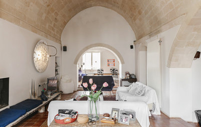 My Houzz: Peek Into a Renewed 13th-Century Cave Dwelling in Italy