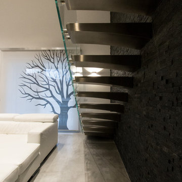 Casa D_E: la luce dà forma allo spazio, in sofisticate atmosfere black & white