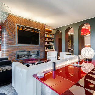 Idee per un soggiorno minimal aperto e di medie dimensioni con sala formale, TV a parete, pavimento multicolore, pareti grigie, pavimento in marmo, camino lineare Ribbon e cornice del camino in legno