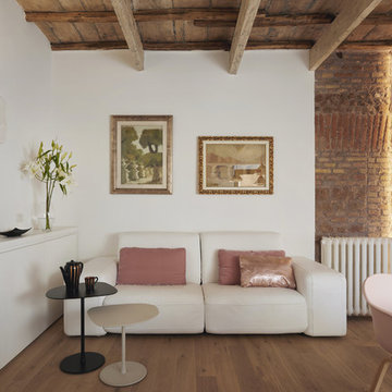 M Apartment