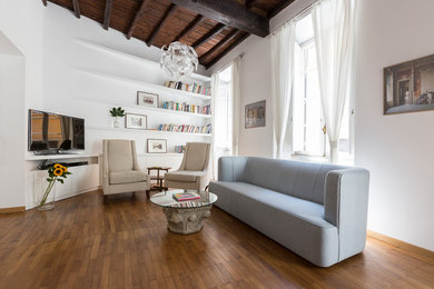 Modernes Wohnzimmer in Rom