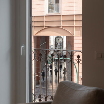 Soggiorno | Dettaglio vista portici dal salone