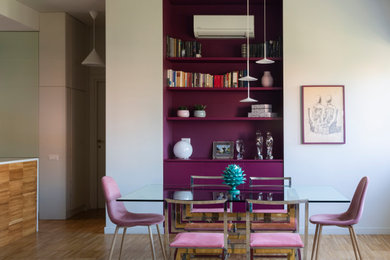 Cette image montre une salle à manger minimaliste.