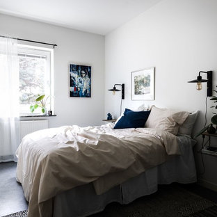 Idéer för mellanstora minimalistiska sovrum, med vita väggar, linoleumgolv och grått golv