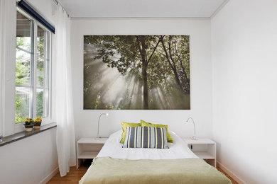 This is an example of a modern bedroom in Stockholm.