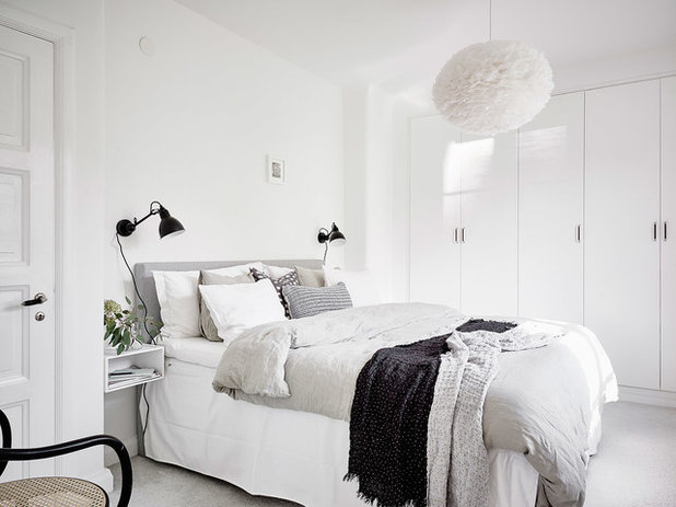 Scandinavian Bedroom by Anders Bergstedt Photography