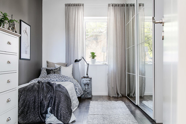 Scandinavian Bedroom by Fastighetsmäklare Malena Ek