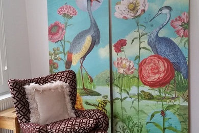 ヨーテボリにあるエクレクティックスタイルのおしゃれな寝室のインテリア