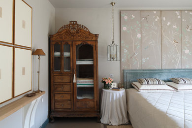 Foto de dormitorio tradicional con paredes grises