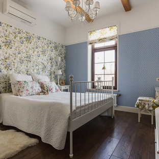 Bedroom - mid-sized traditional guest dark wood floor, brown floor, exposed beam and wallpaper bedroom idea in Moscow with multicolored walls and no fireplace