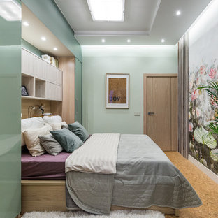 Modelo de dormitorio principal, actual, con suelo de corcho