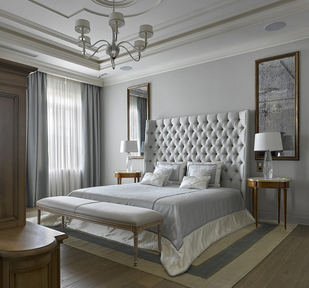 Traditional Bedroom by MAXIM RYMAR archistudio