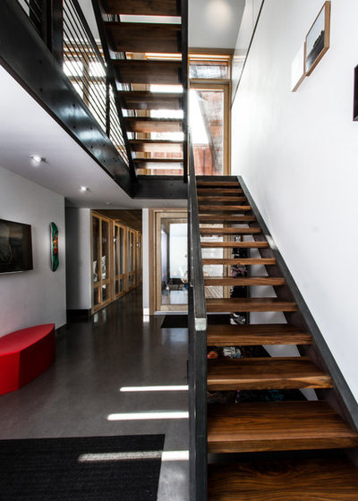 Contemporary Staircase by Chris Pardo Design - Elemental Architecture