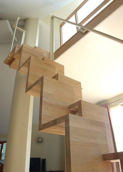 Contemporary Staircase by Moon Design