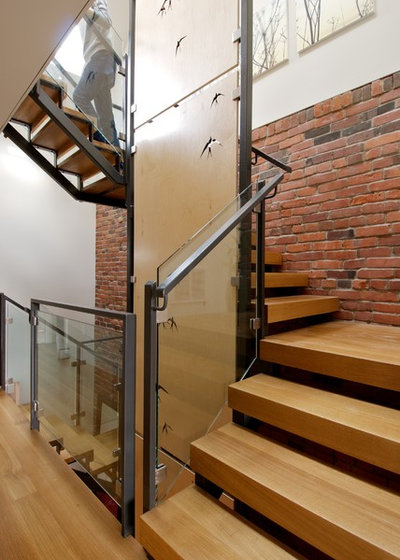 Modern Staircase by Roundabout Studio Inc.