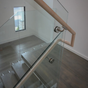 80_Floating Switchback Glass + Mono-beam Staircase, McLean VA 22101
