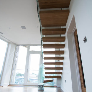 Minimalist staircase photo in London