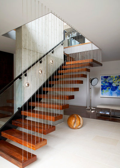 Modern Staircase by MB Architecture