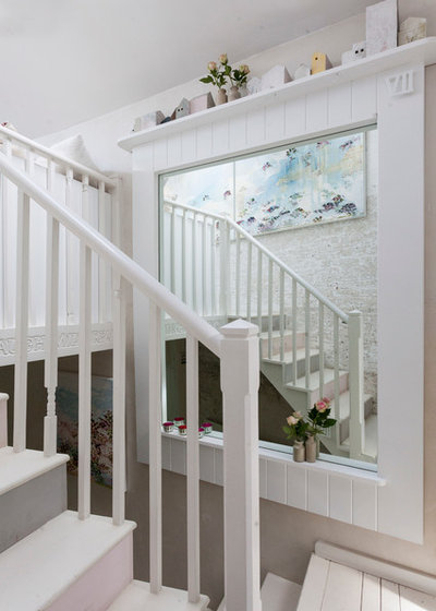 Shabby-chic Style Staircase by Chris Snook