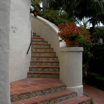 Biltmore Staircase Riser Tiles Pattern Diana