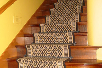 Elegant staircase photo in Los Angeles