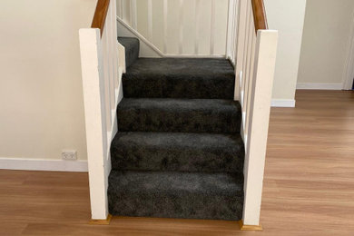Carpeted staircase installation