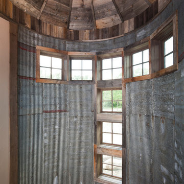 Clarkston Home for Petrucci Homes: Stairway Silo