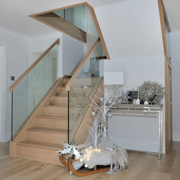 Classic Glass Staircases
