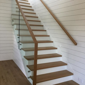 Contemporary Glass System Staircase