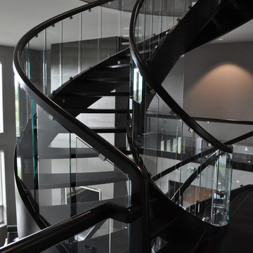 Continuous Free-Standing Ellipse with Convex Treads