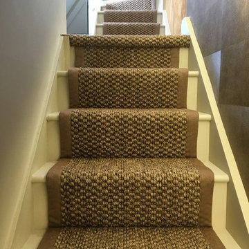 Crucial Trading Devine, SD 103 Rich Caramel Taped Stair Runner