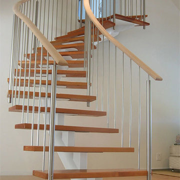 Curved stair case