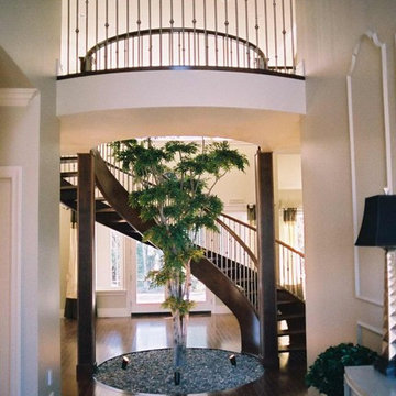 CURVED STAIRS