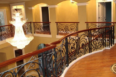 Example of a tuscan staircase design in Chicago