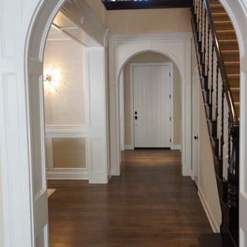 Davidson Arterro - Staircase hallway
